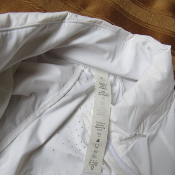 Lululemon Women Jacket/Hoodie, sz. 6 , White, full zip - Picture 5 of 5
